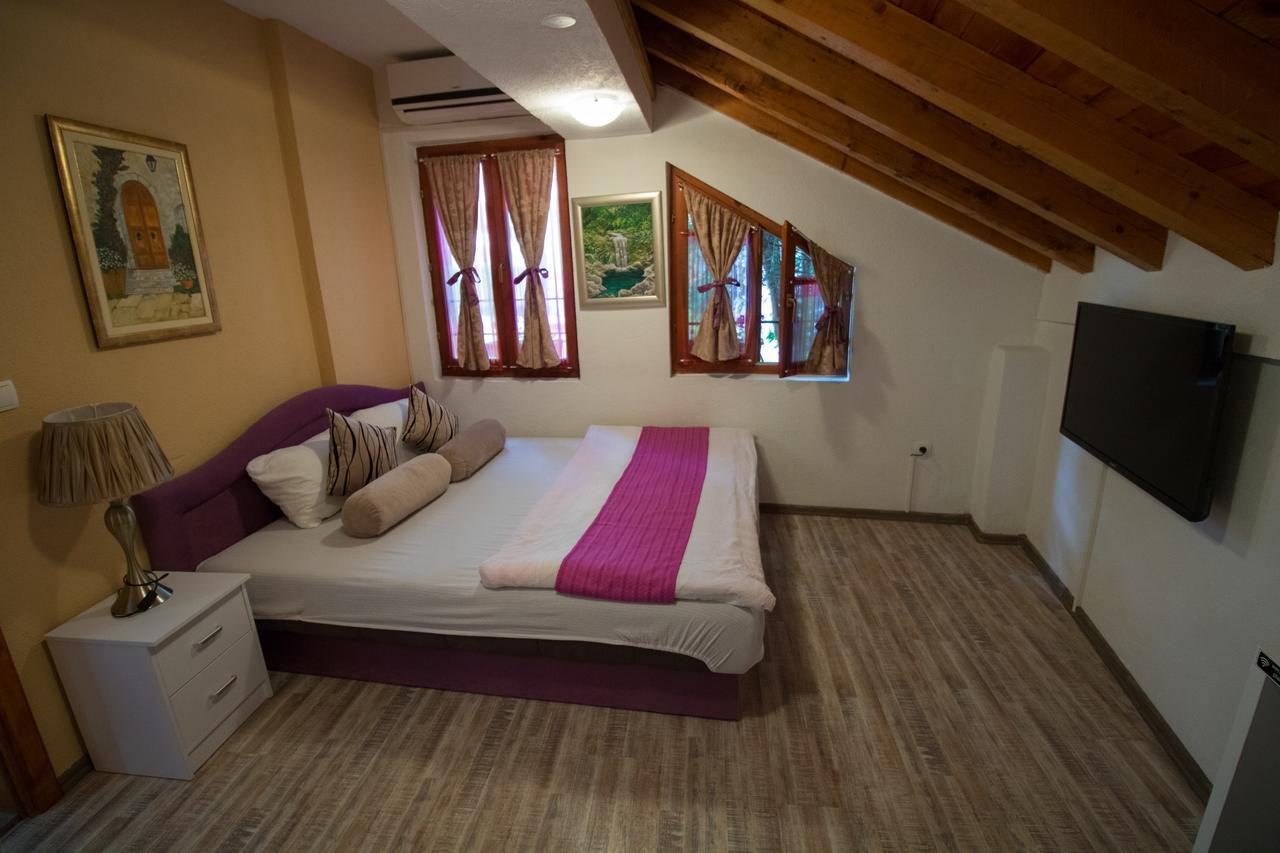 Pansion Oscar Summer Garden Mostar Eksteriør bilde